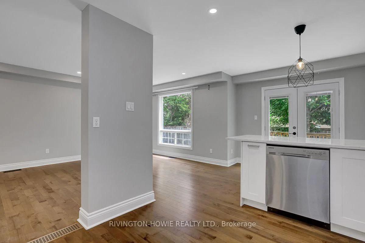 27 Crossing Bridge Court, Ottawa, ON — photo 12
