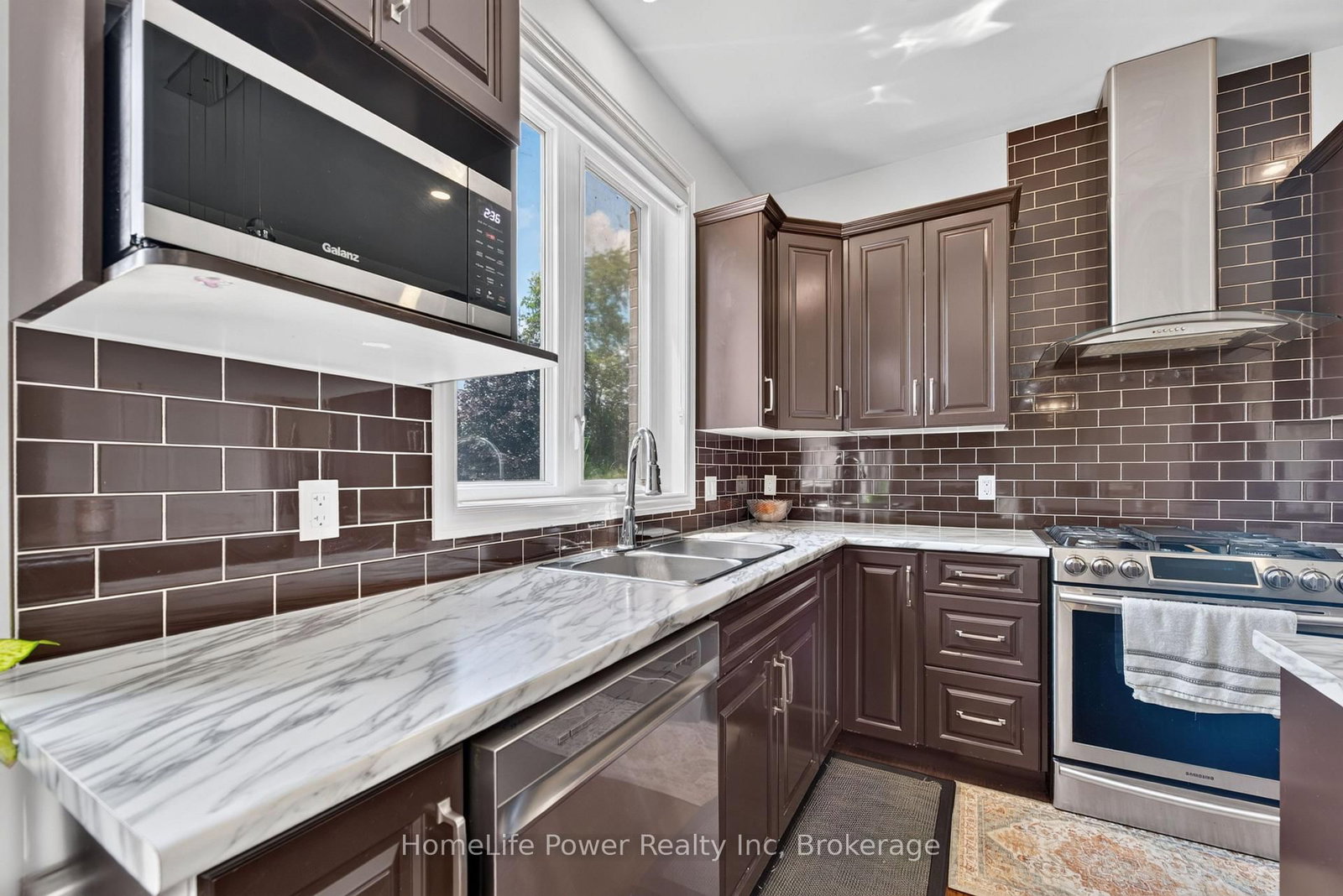 21 Morning Glory Drive • Tillsonburg, ON photo 14