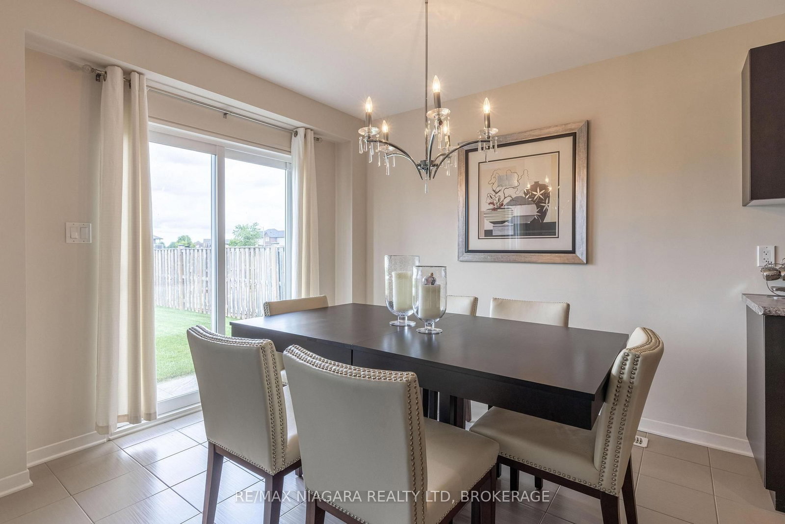 8625 Upper Canada Drive • Niagara Falls, ON photo 10