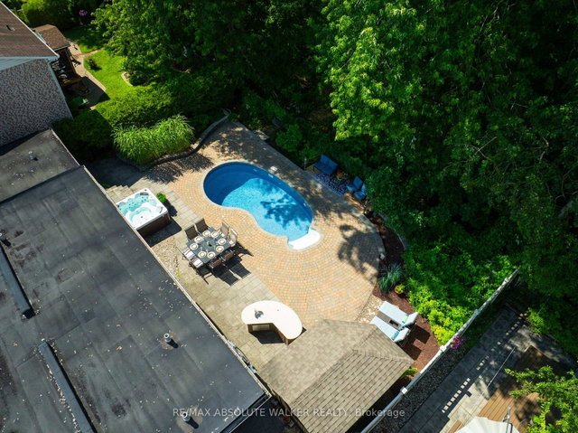 535 Buchanan Crescent