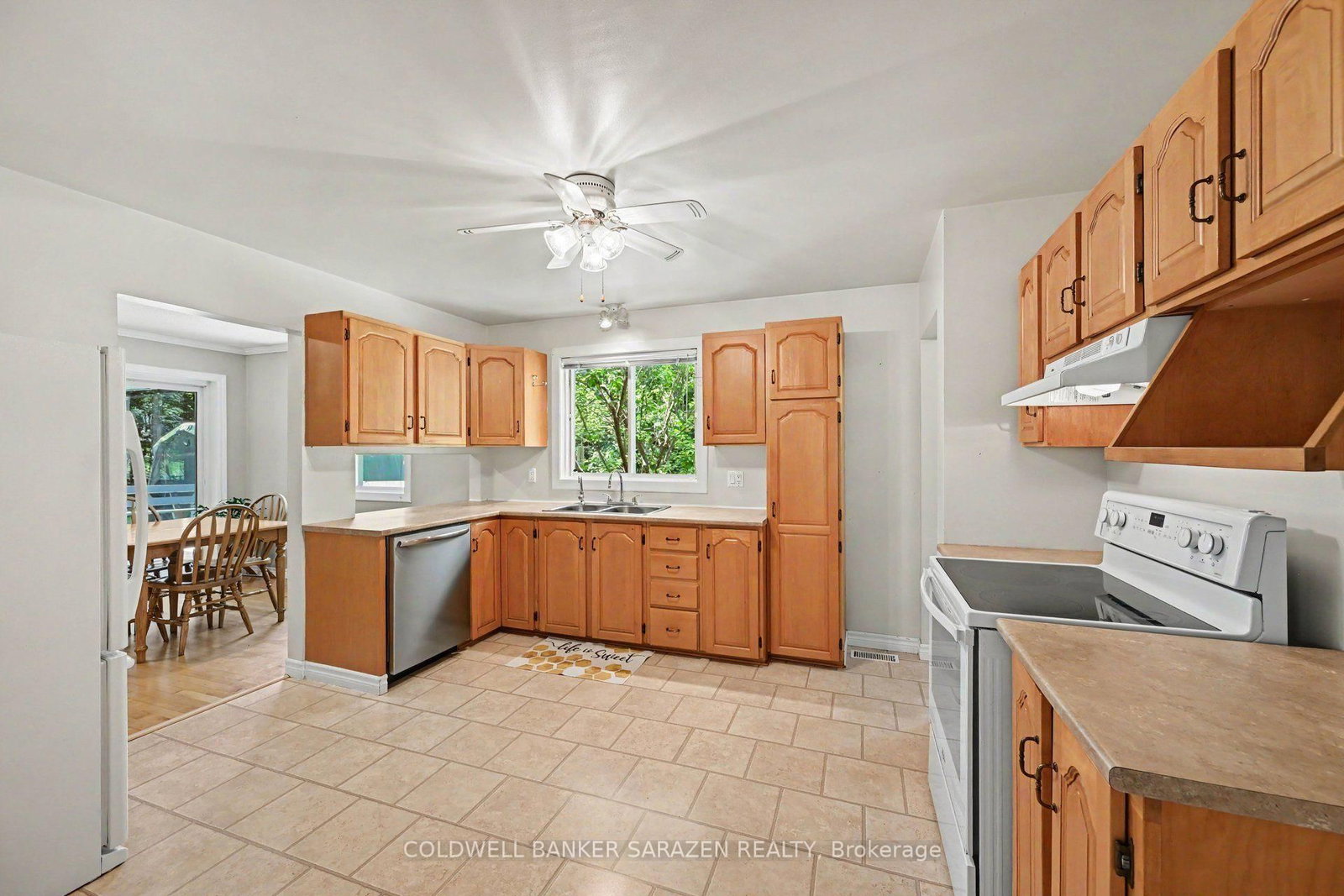 193 Milton Stewart Avenue • Braeside, ON photo 11