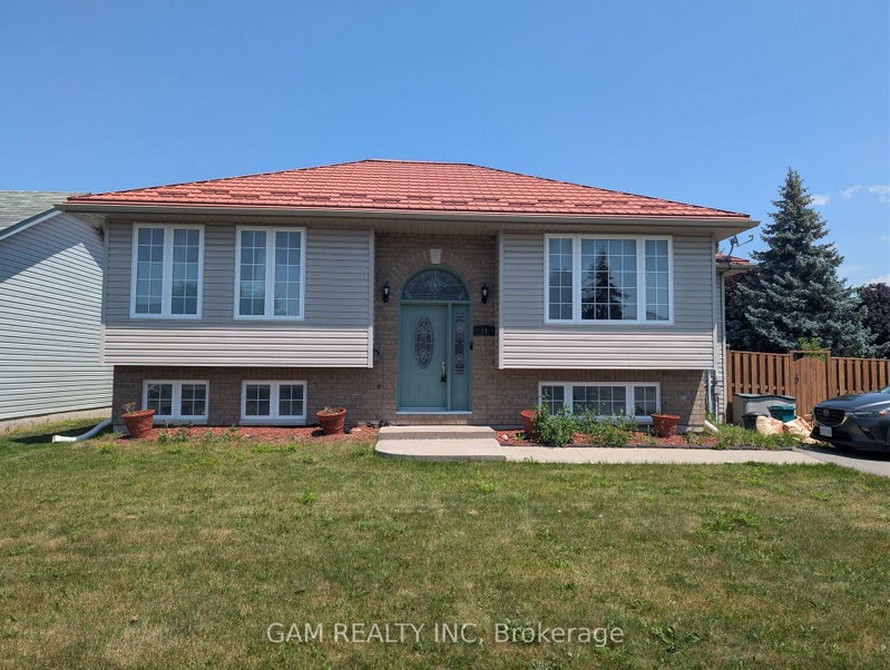 home for lease on Upper level-11 Jason Crescent