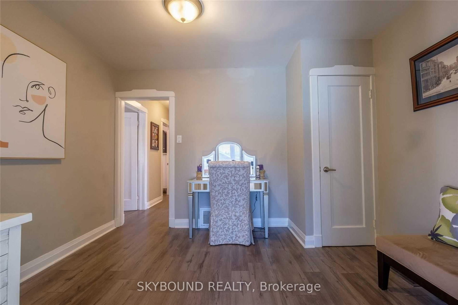 28 East 39th Street • Hamilton, ON photo 12