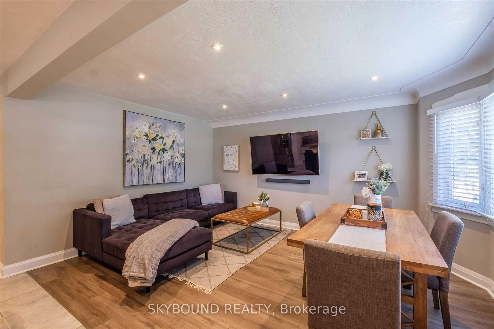 28 East 39th Street • Hamilton, ON photo 7