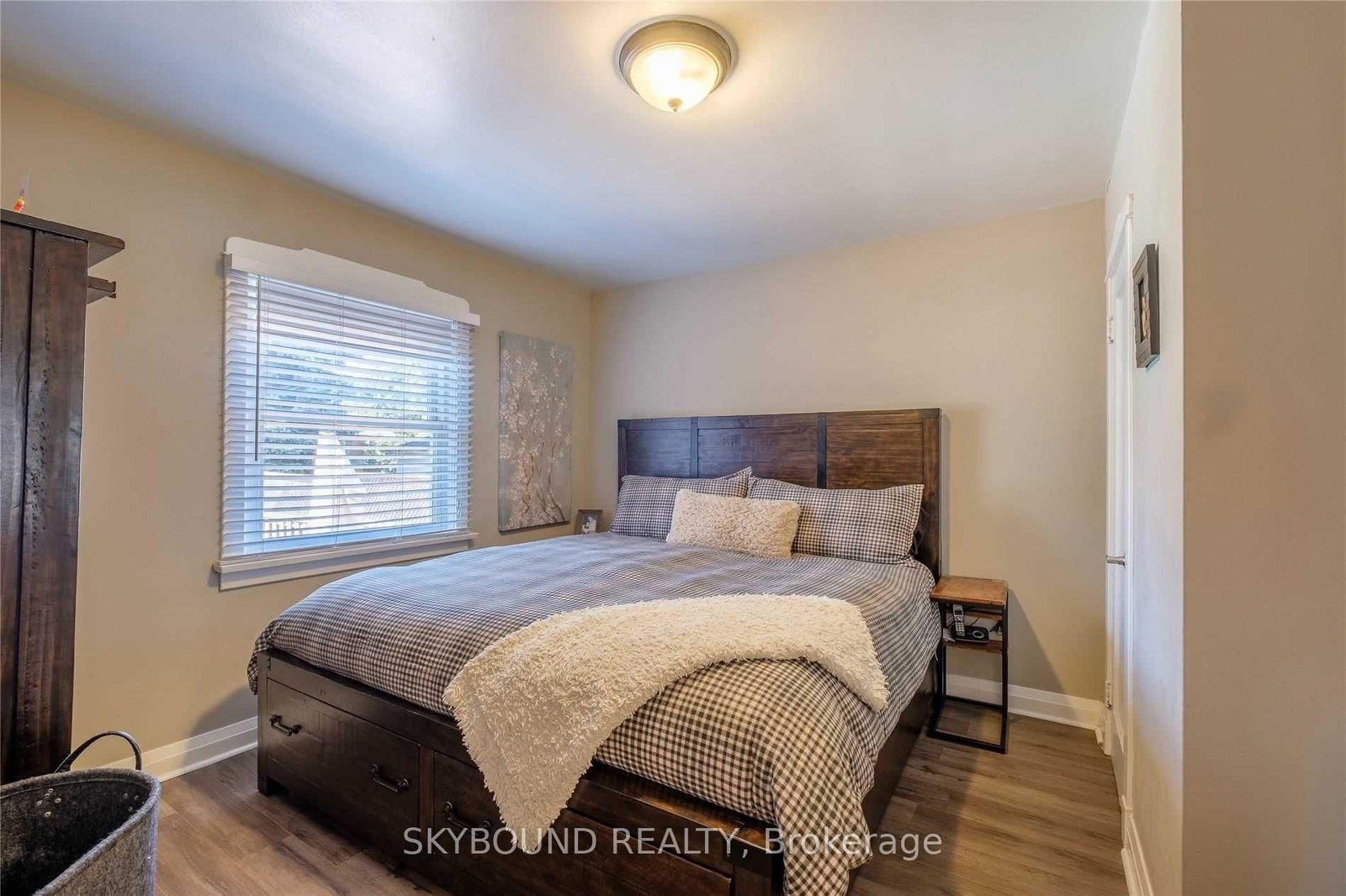 28 East 39th Street • Hamilton, ON photo 9