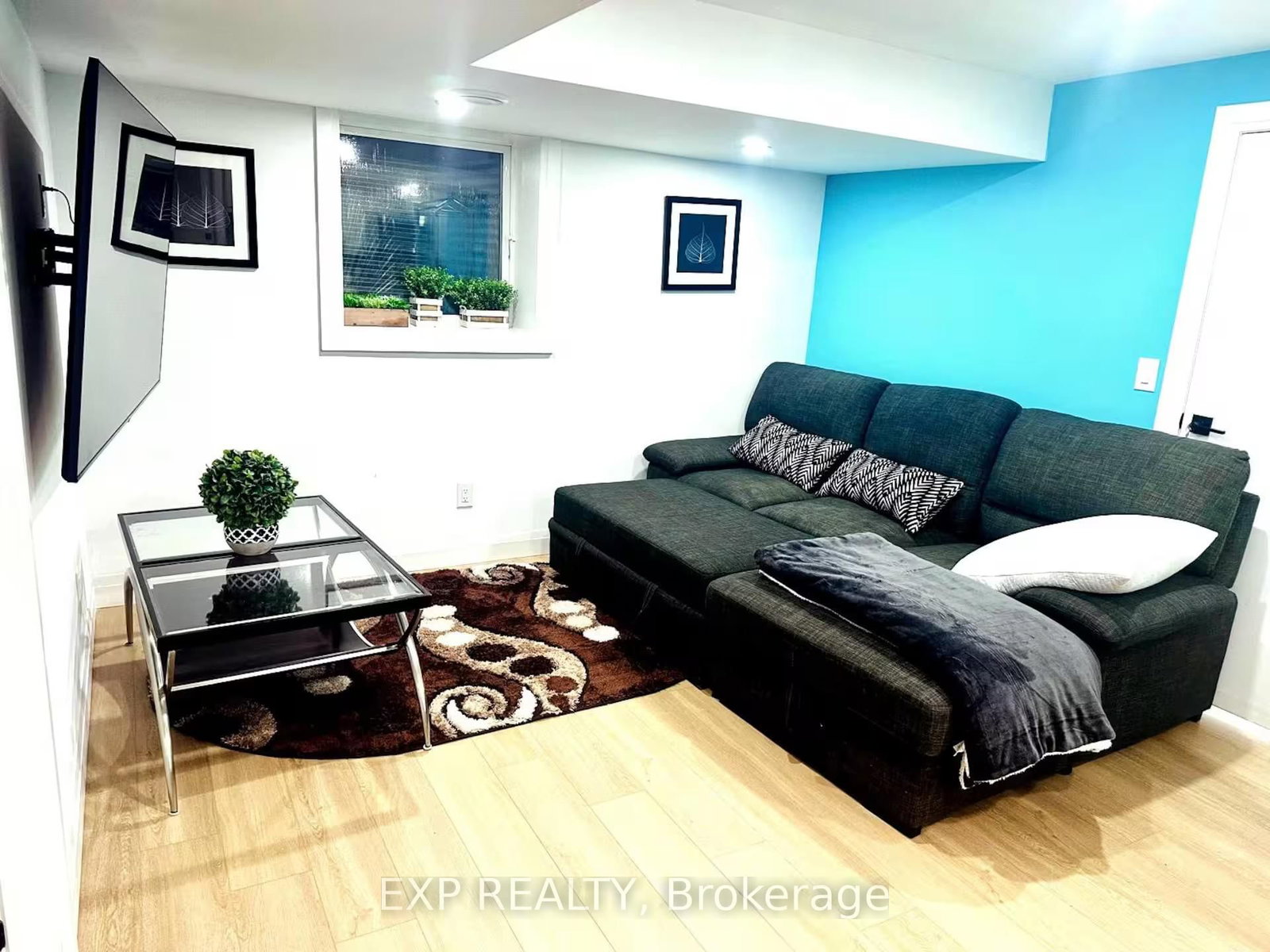 bsmnt - 1255 Emma Chase Drive, London North 3