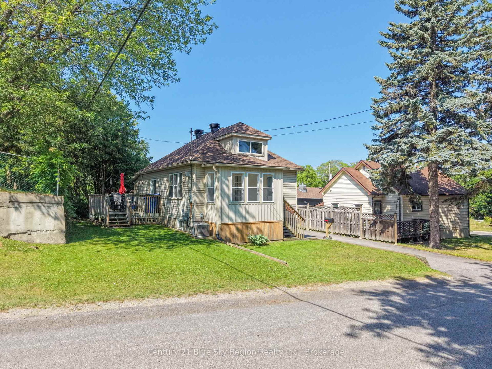 459 Hardy Street • North Bay, ON photo 24