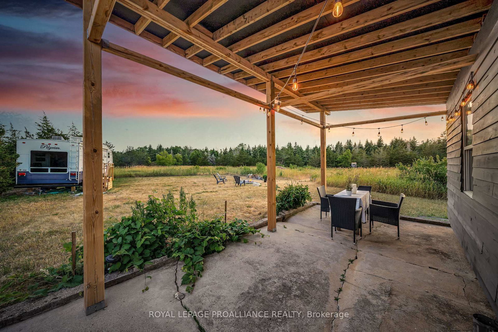 3947 County Road 8 • Prince Edward County, ON photo 17