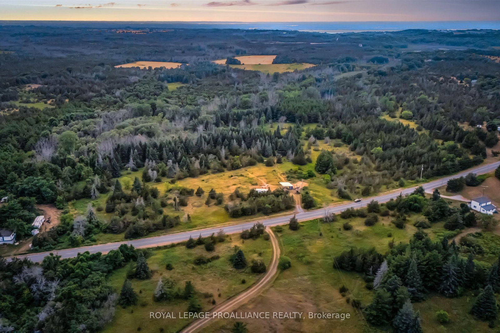 3947 County Road 8 • Prince Edward County, ON photo 2