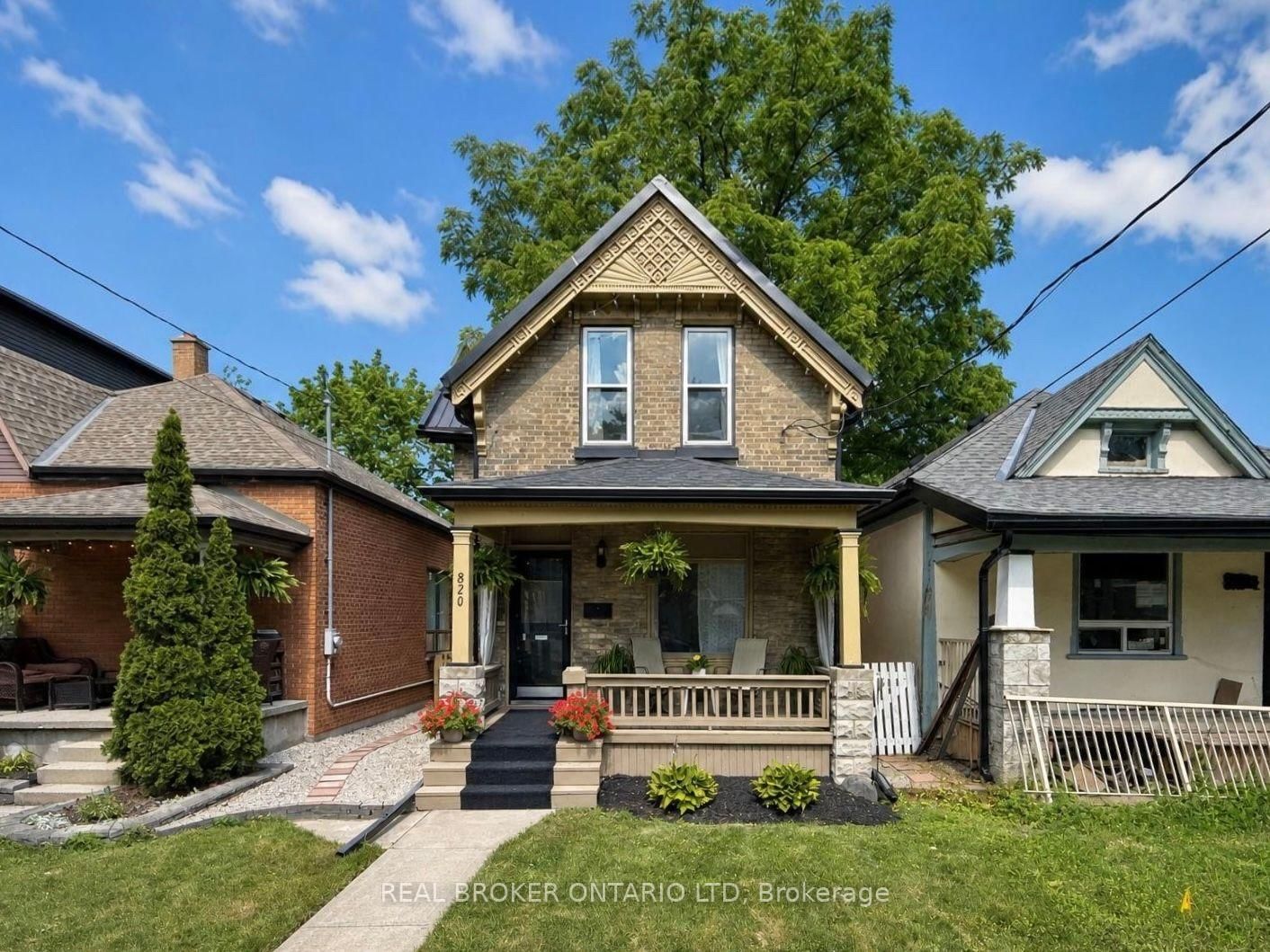 820 Maitland Street, London East