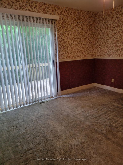 575 11th Street • Hanover, ON photo 8