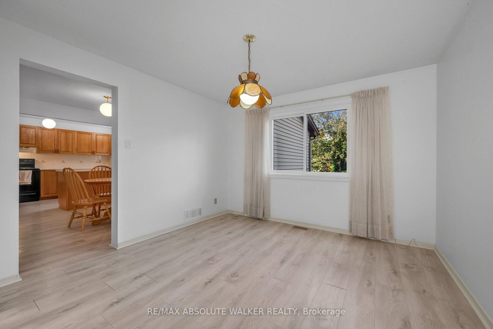 1889 Rosewind Court • Orleans, ON photo 12