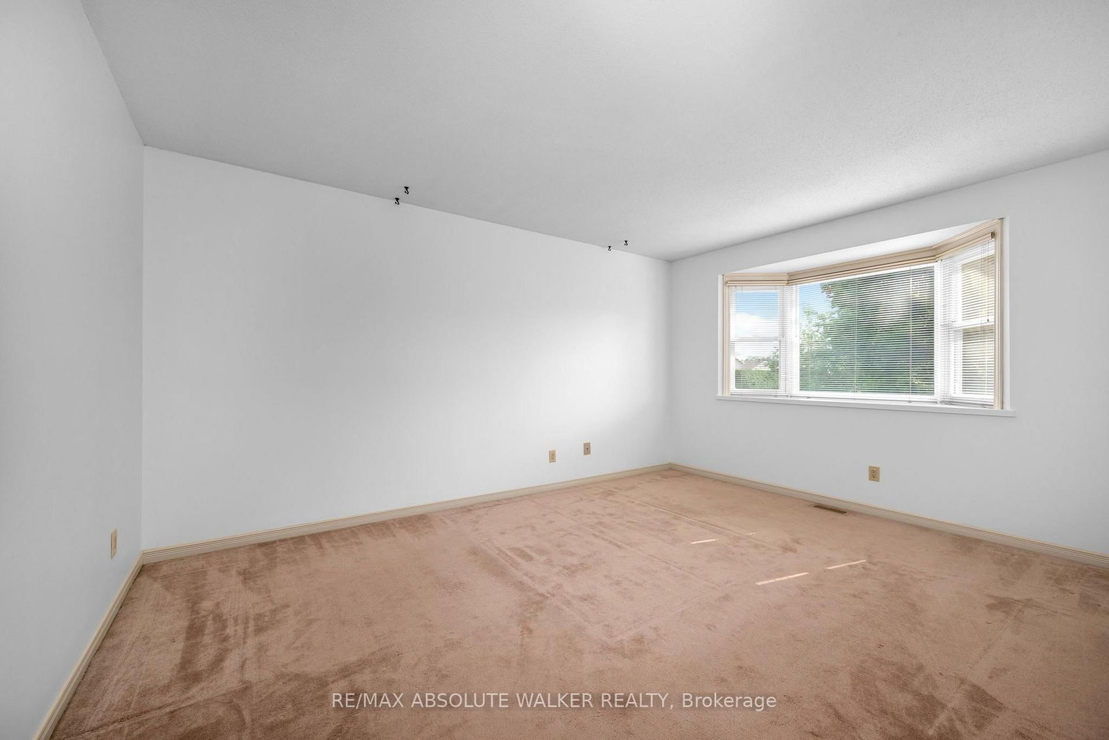 1889 Rosewind Court • Orleans, ON photo 26