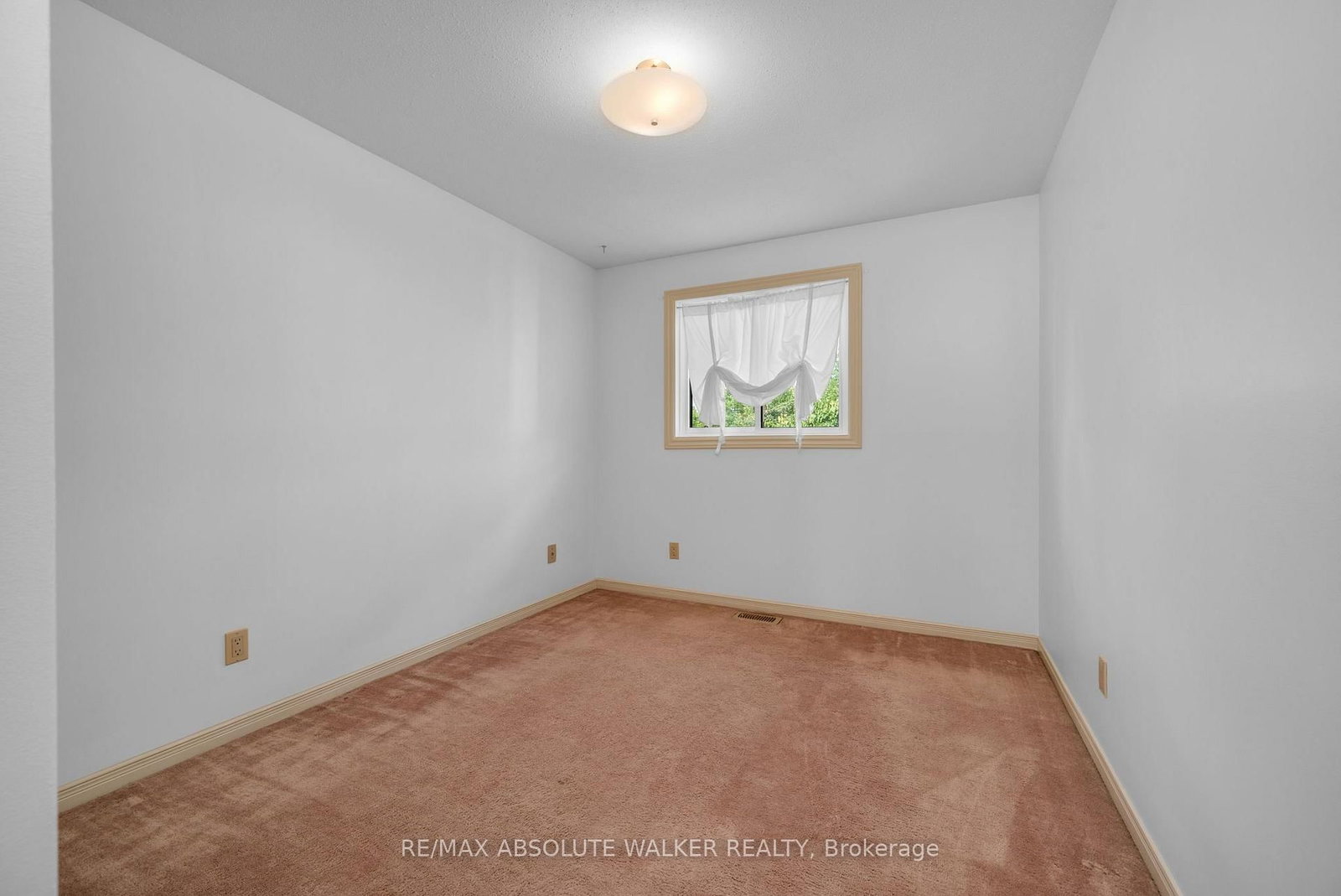 1889 Rosewind Court • Orleans, ON photo 33