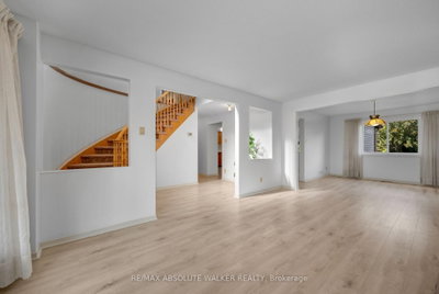 1889 Rosewind Court • Orleans, ON photo 8