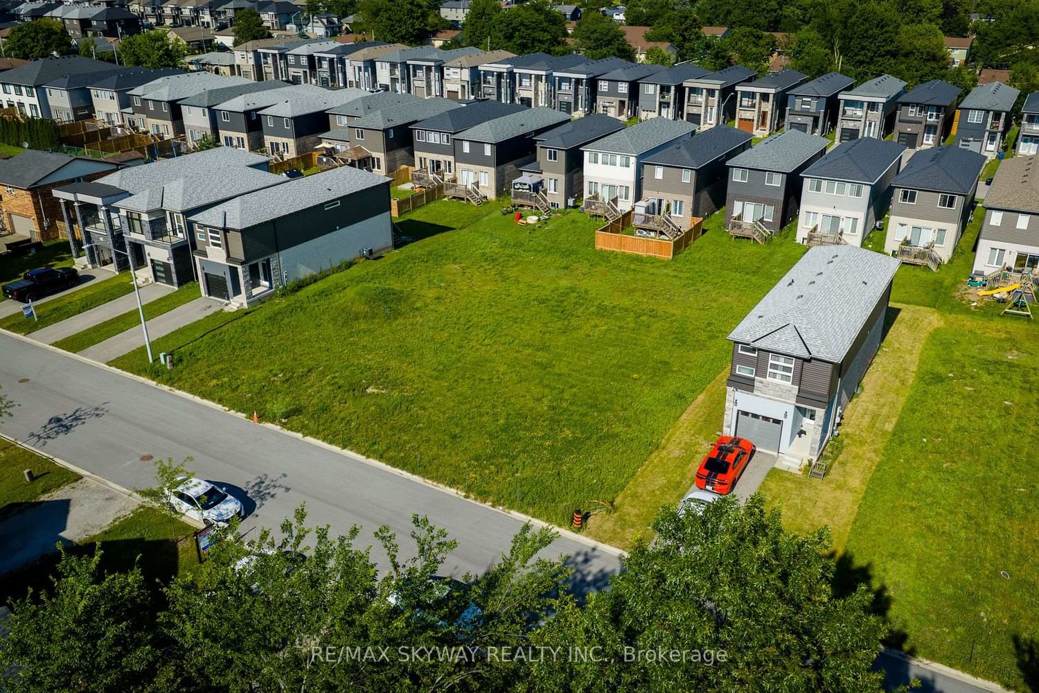 201 Iva Street • Welland, ON photo 8
