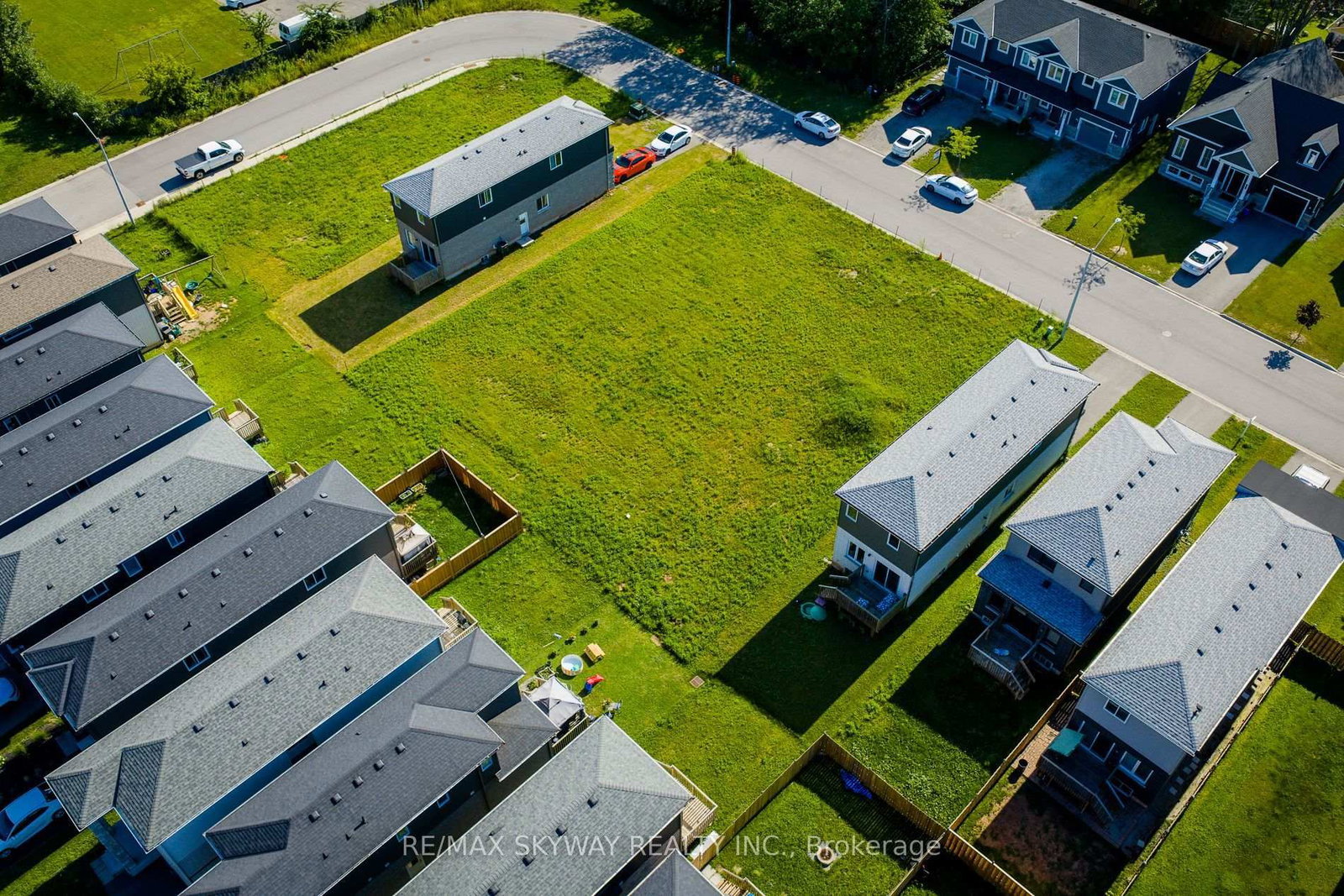 209 Iva Street • Welland, ON photo 13