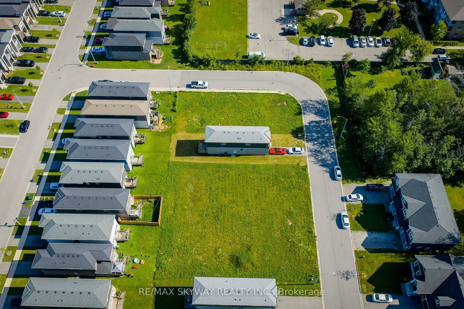 209 Iva Street • Welland, ON photo 4