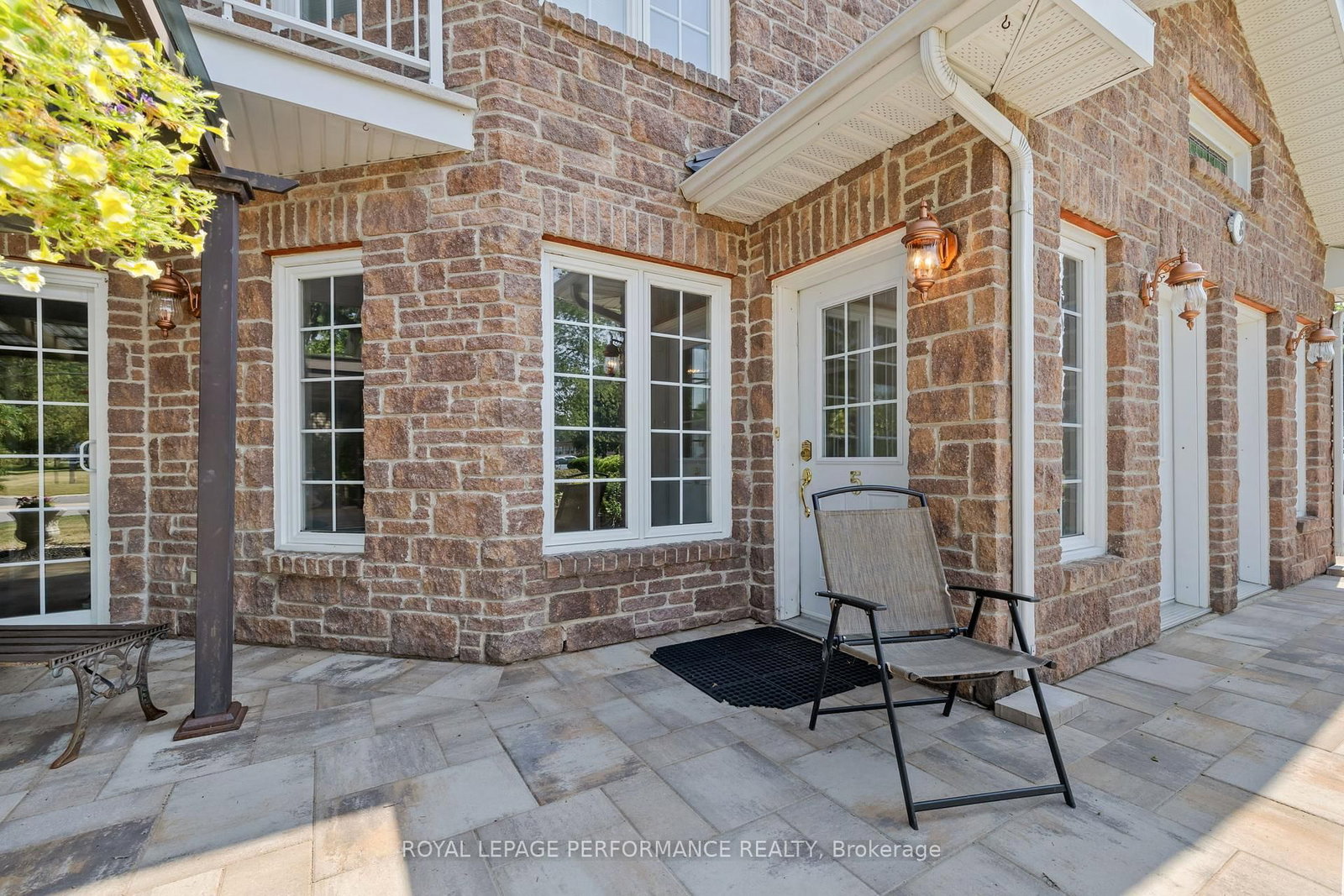 28 Queen Street • North Stormont, ON photo 16