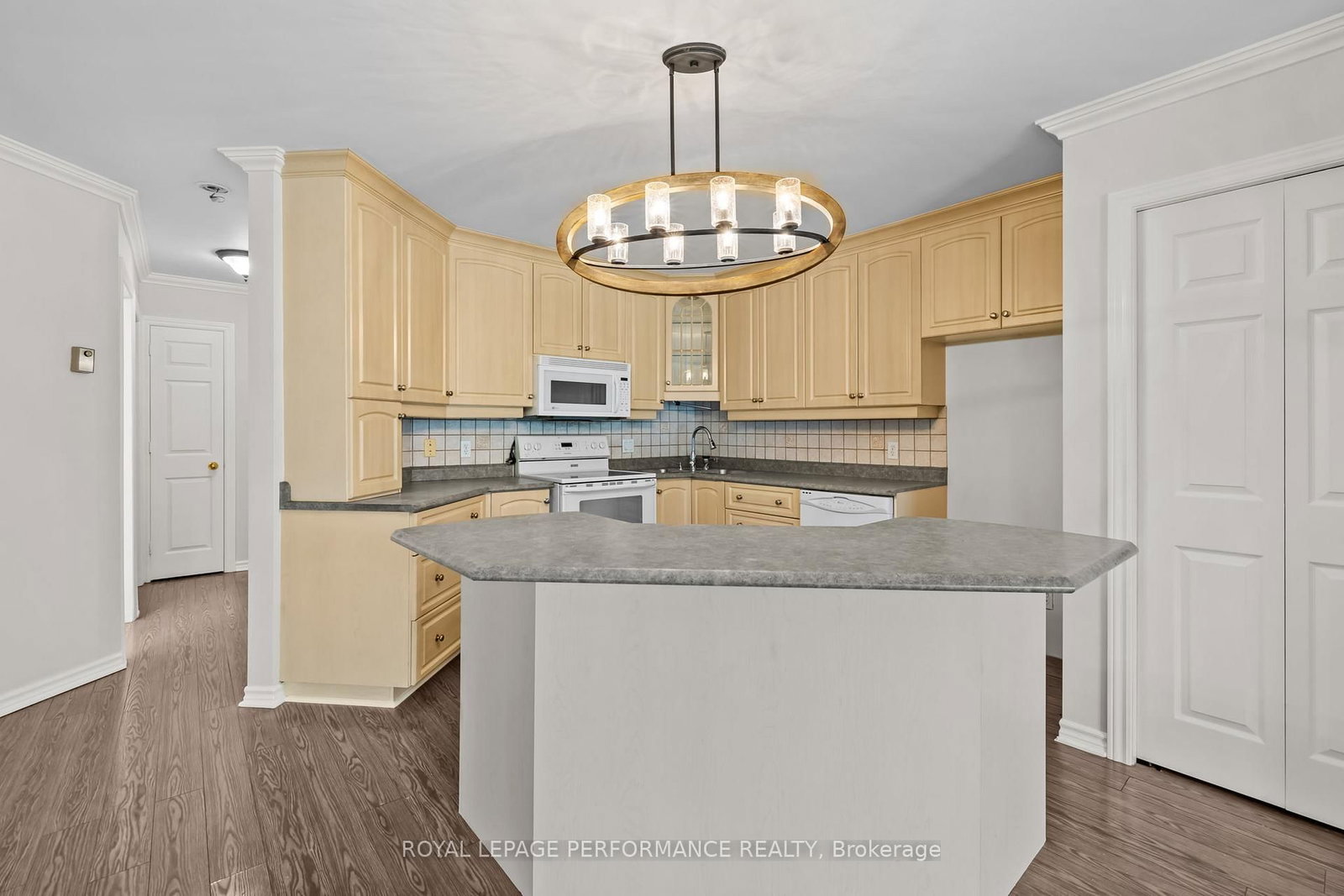 28 Queen Street • North Stormont, ON photo 23
