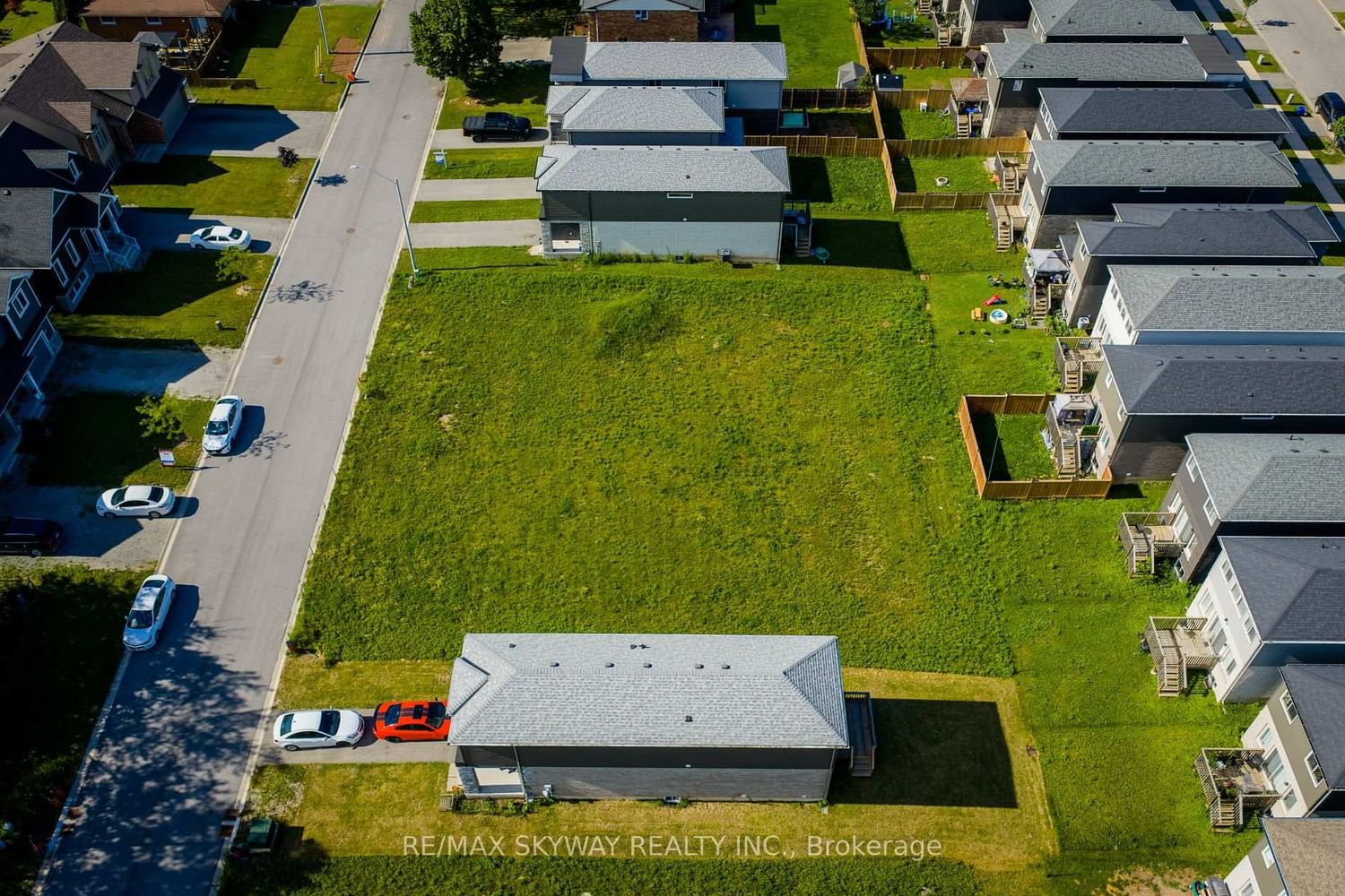 215 Iva Street • Welland, ON photo 12