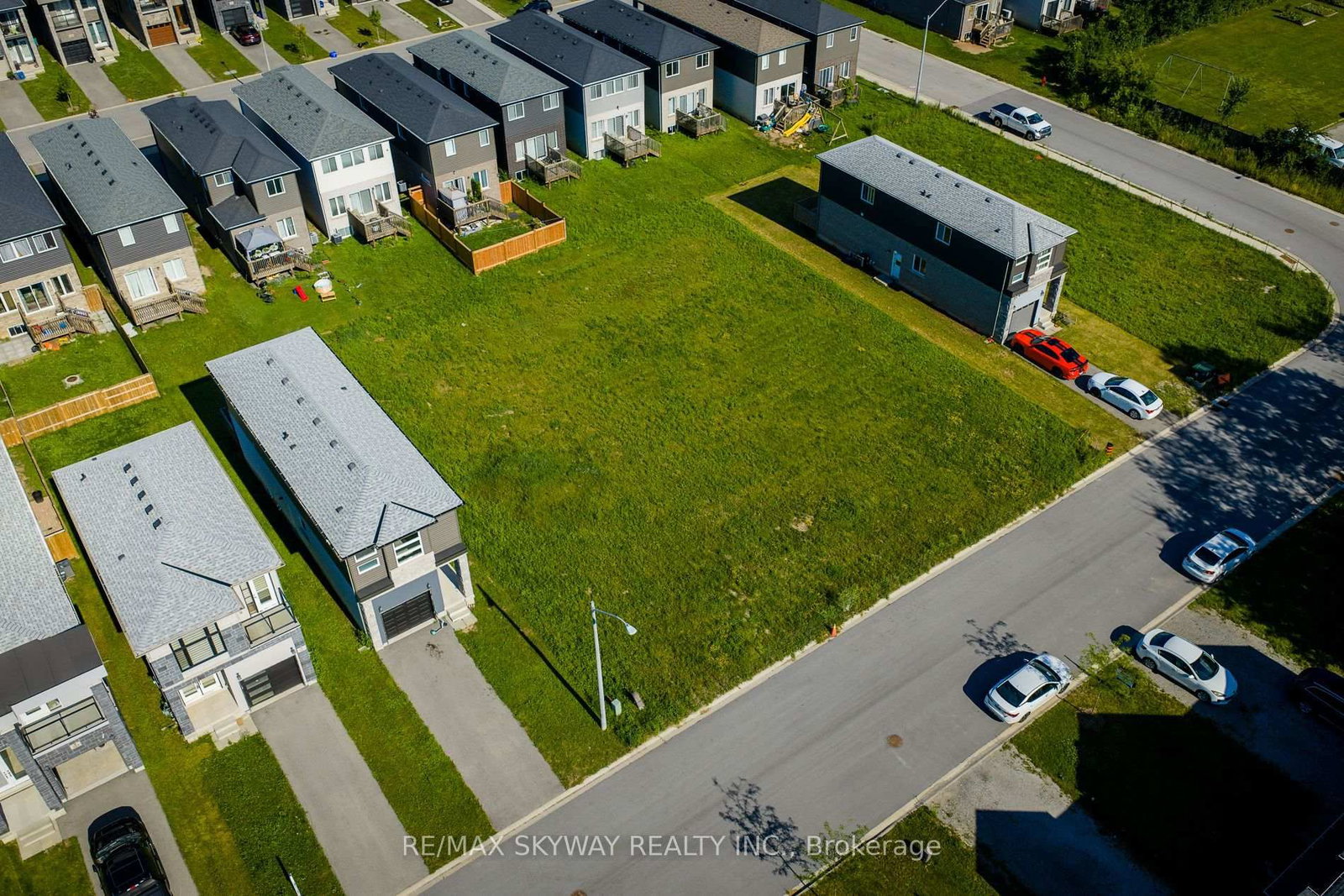 215 Iva Street • Welland, ON photo 14