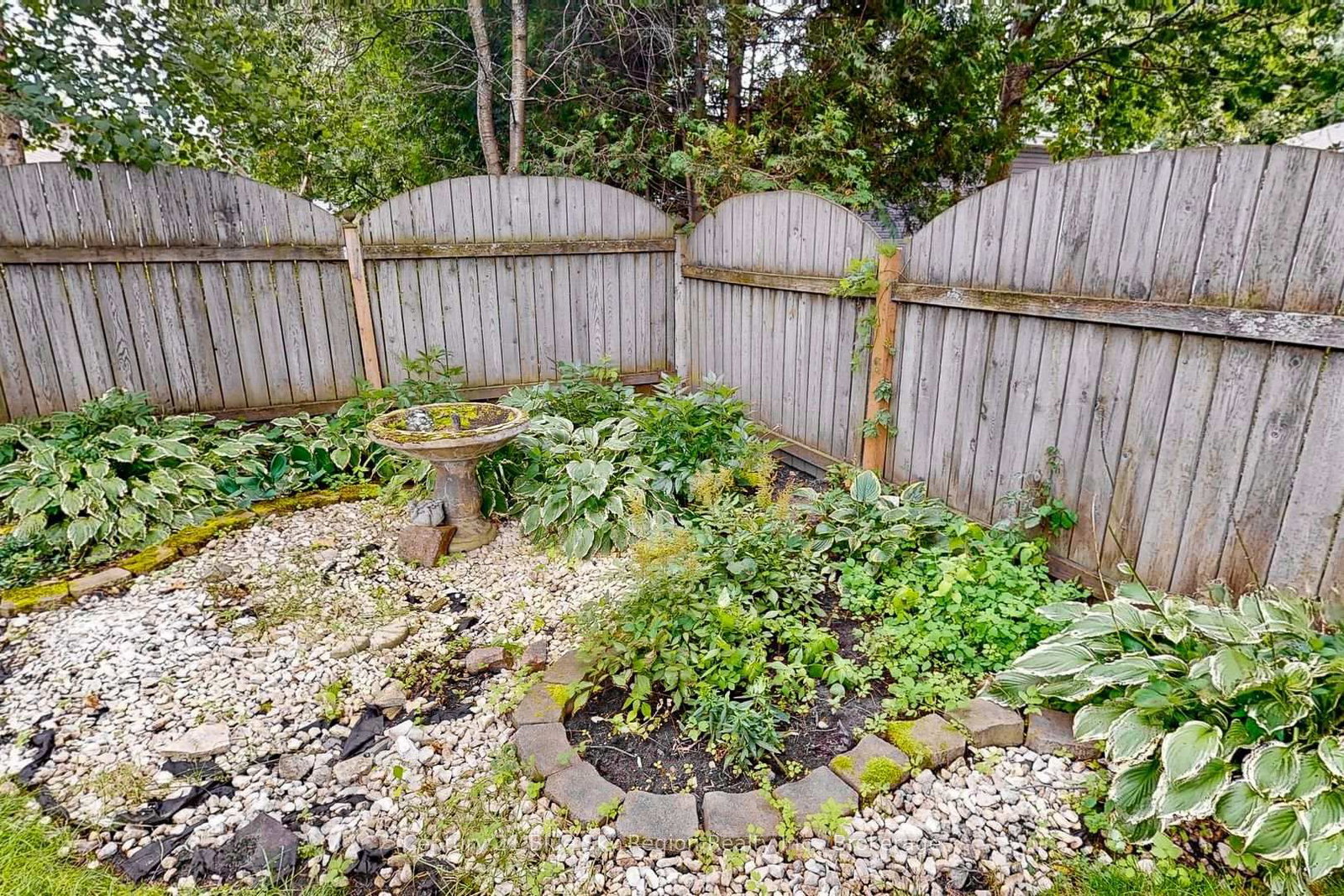 137 Whitney Avenue • North Bay, ON photo 35