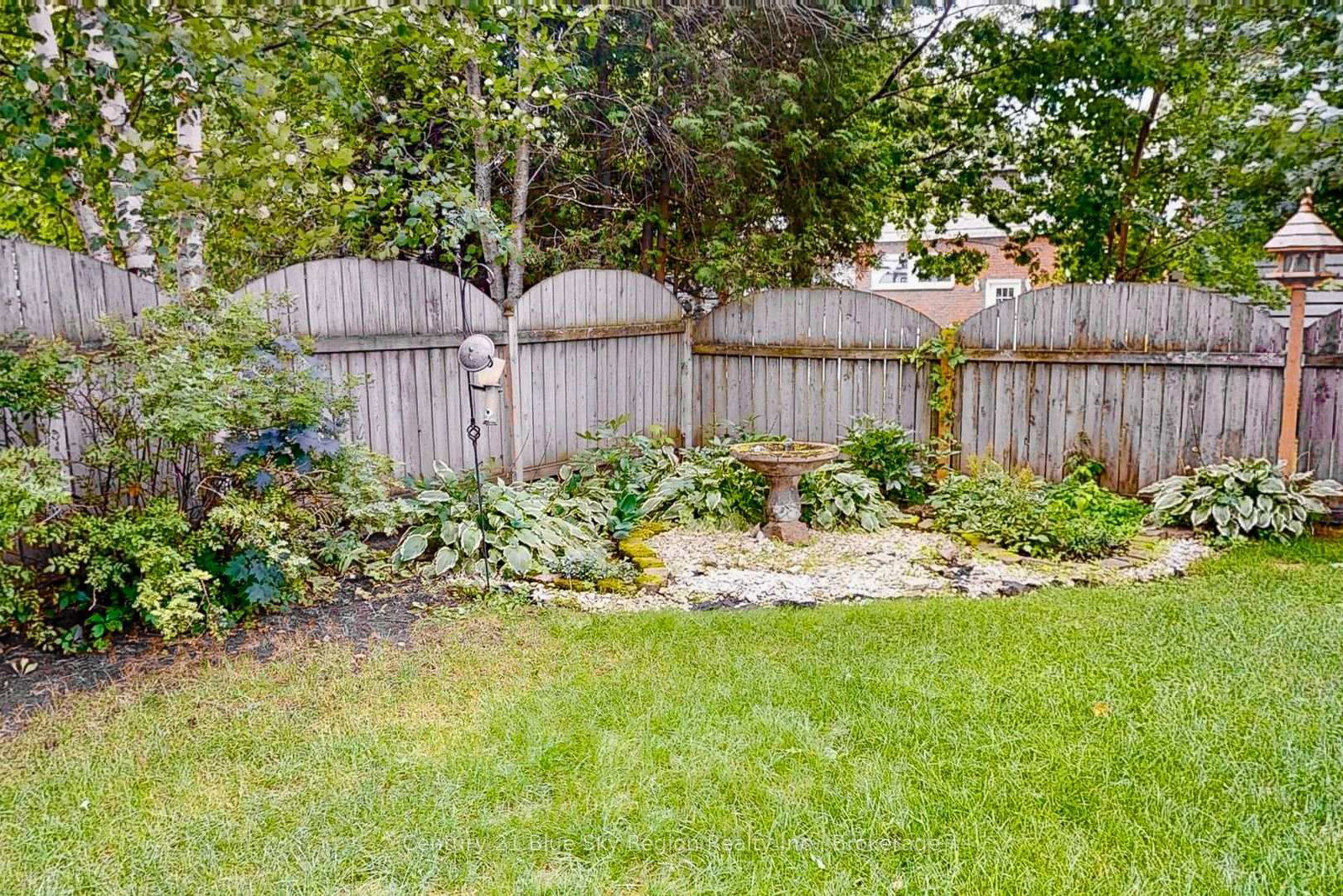 137 Whitney Avenue • North Bay, ON photo 37