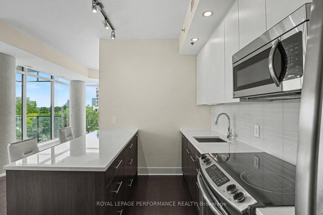 412 - 88 Richmond Road
