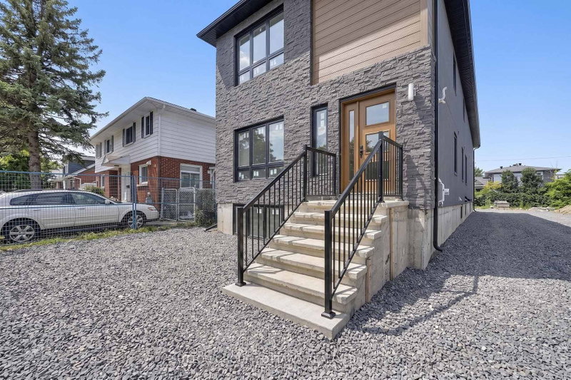 944 Woodroffe Avenue