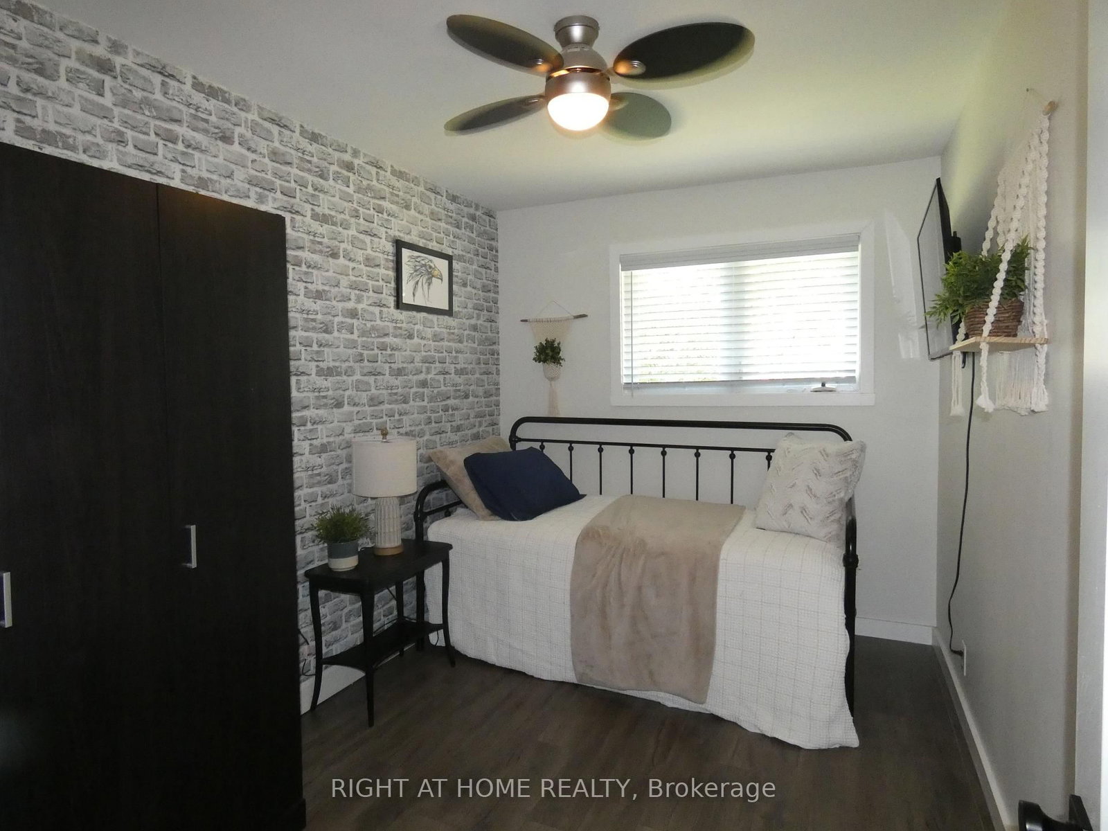 407 KING Street • West Nipissing, ON photo 10