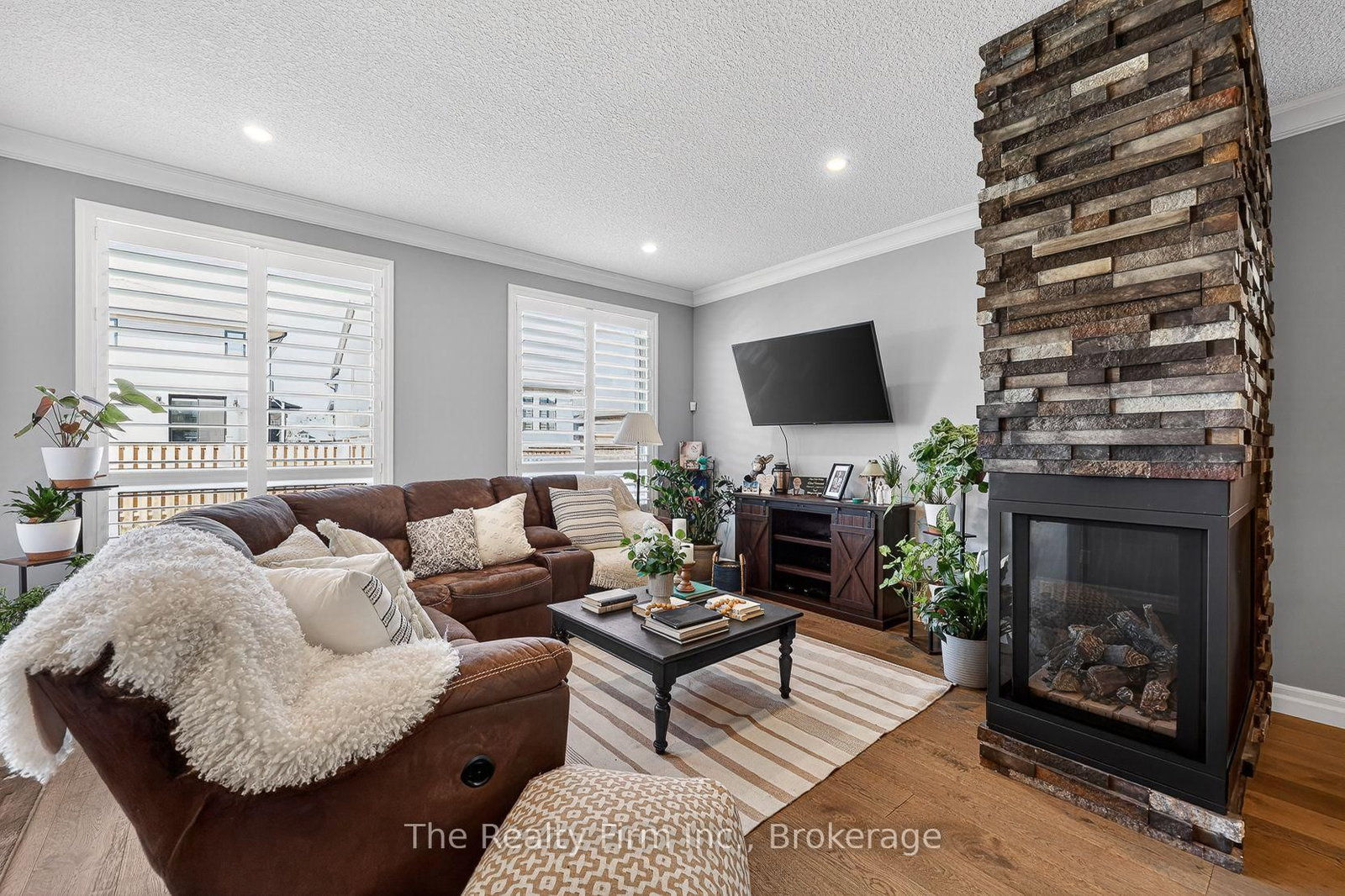 193 Hemlock Street • Woodstock, ON photo 8