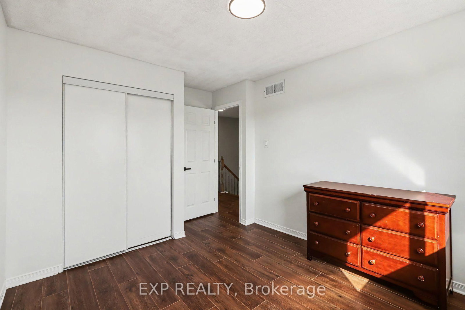 203 Duntroon Circle • Ottawa, ON photo 29