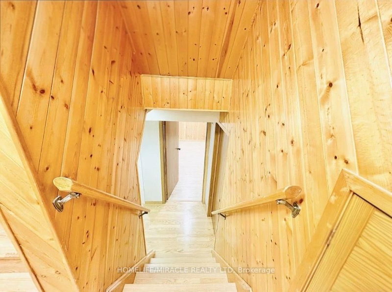 BSMT - 568 Greenbrook Drive