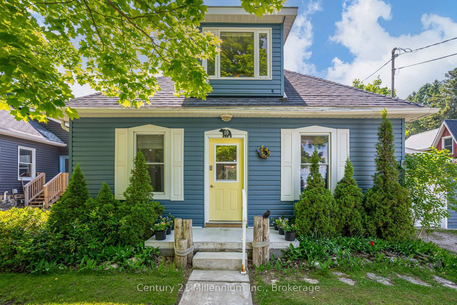 10 Alexander Street • Northern Bruce Peninsula, ON photo 1