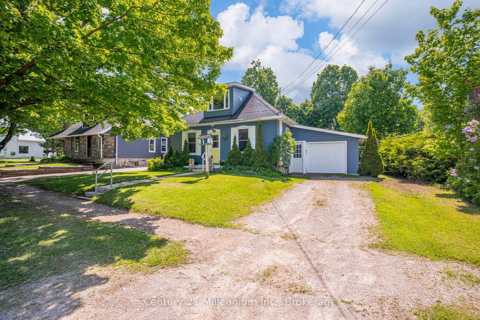 10 Alexander Street • Northern Bruce Peninsula, ON photo 3