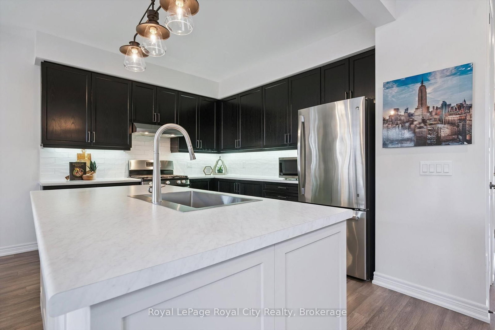 98 Kay Crescent • Centre Wellington, ON photo 12