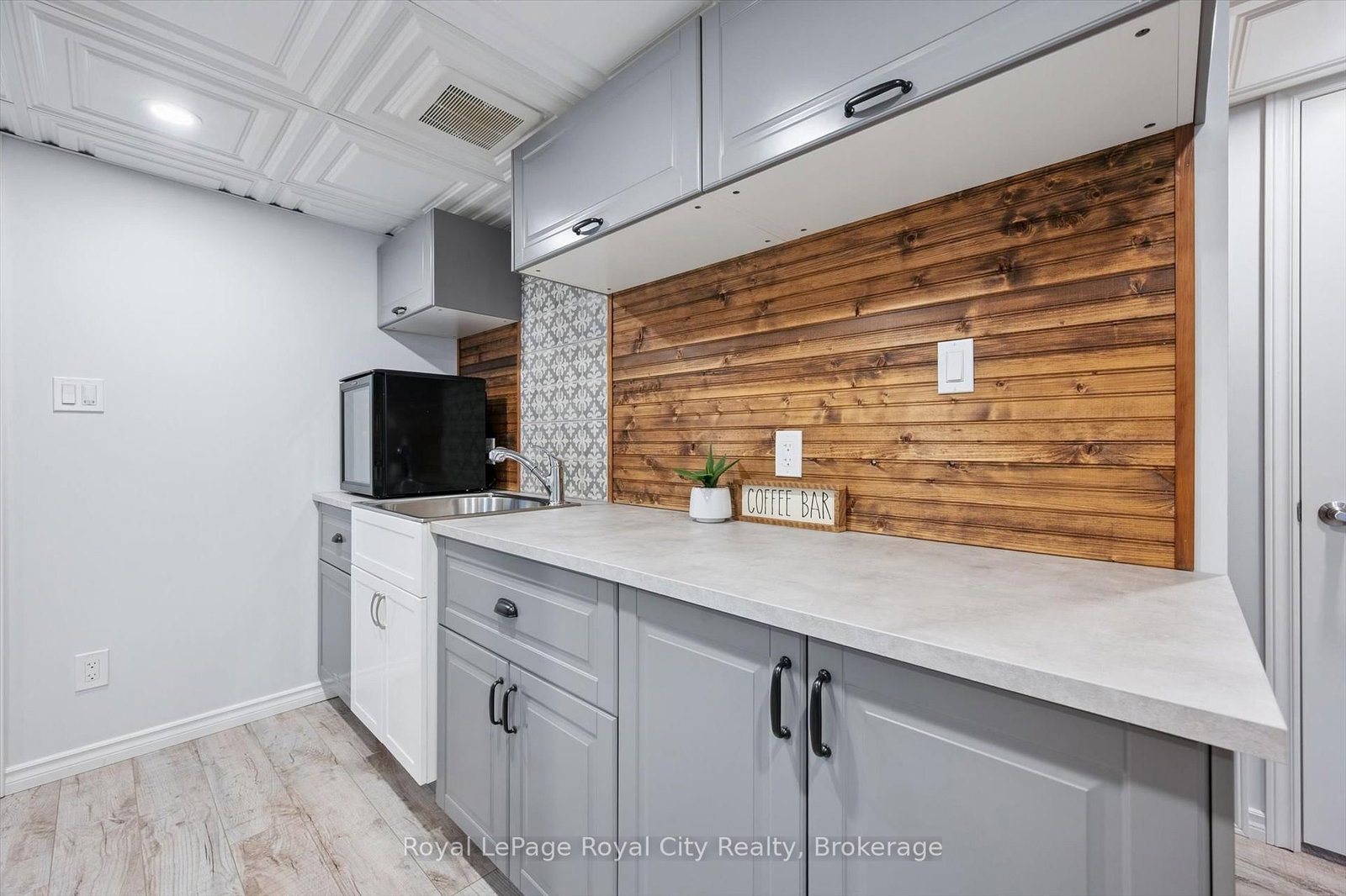 98 Kay Crescent • Centre Wellington, ON photo 32