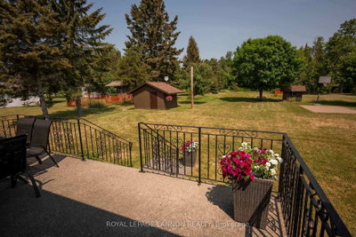 1312 John Street Rd — more photos