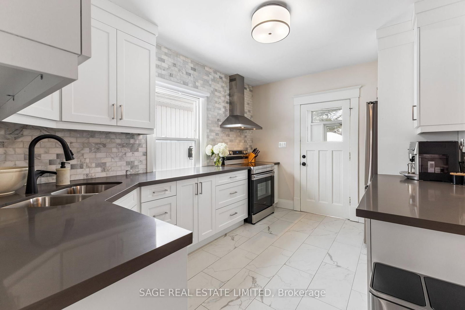 40 Main Street • St. Catharines, ON photo 17