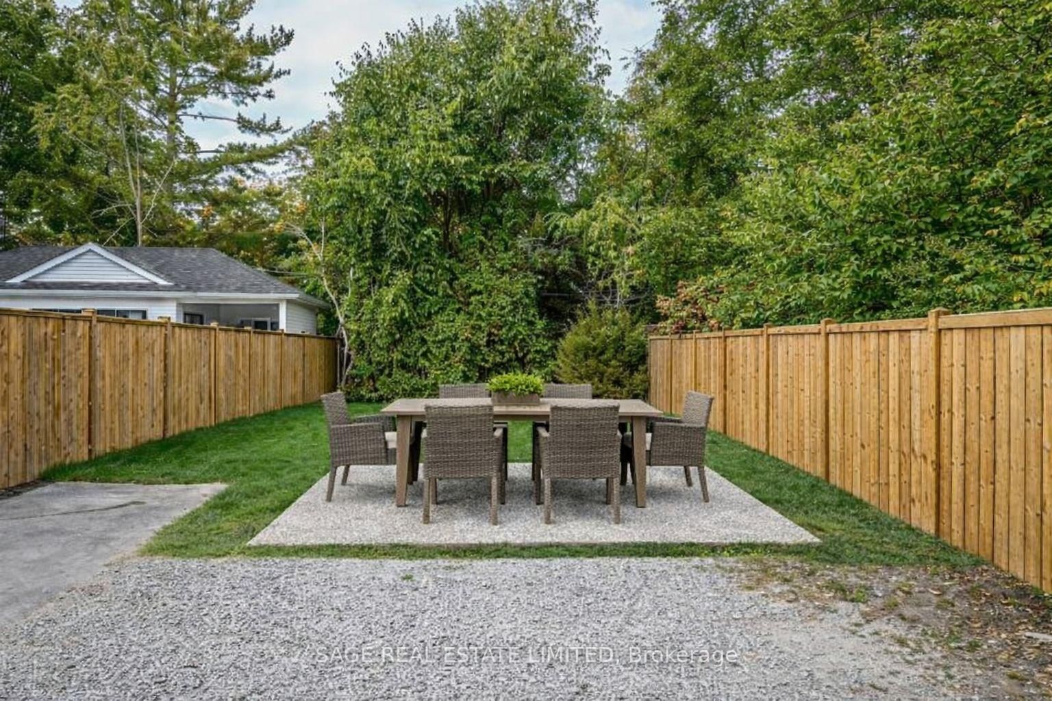 40 Main Street • St. Catharines, ON photo 40