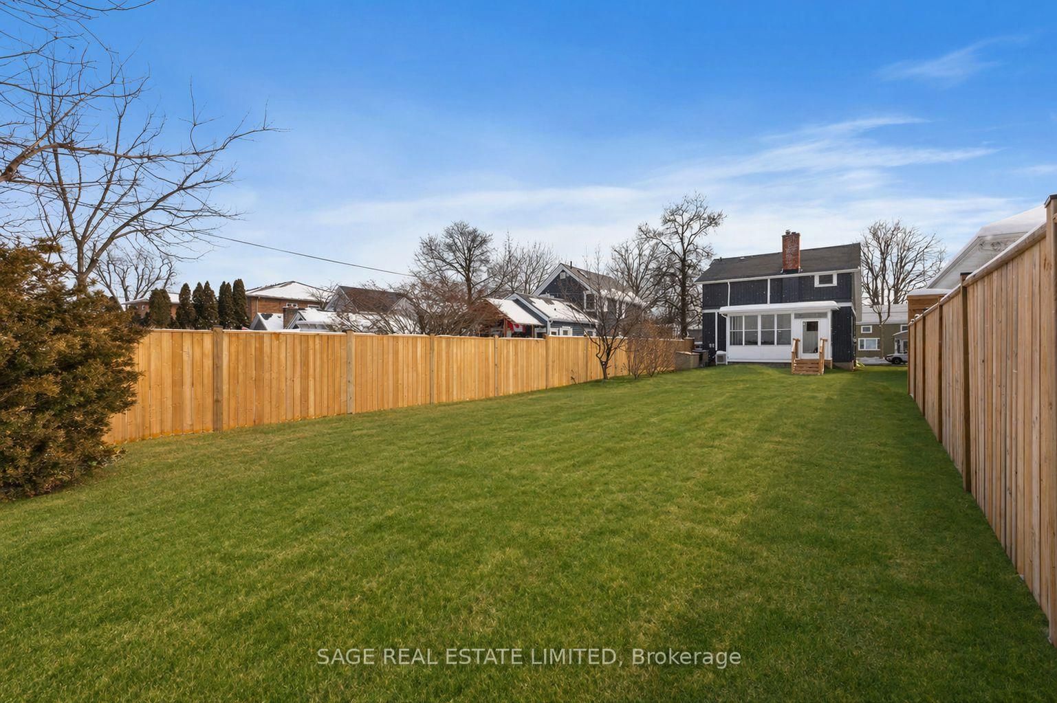 40 Main Street • St. Catharines, ON photo 47