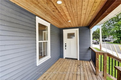 317 Alder Street W — photo 3