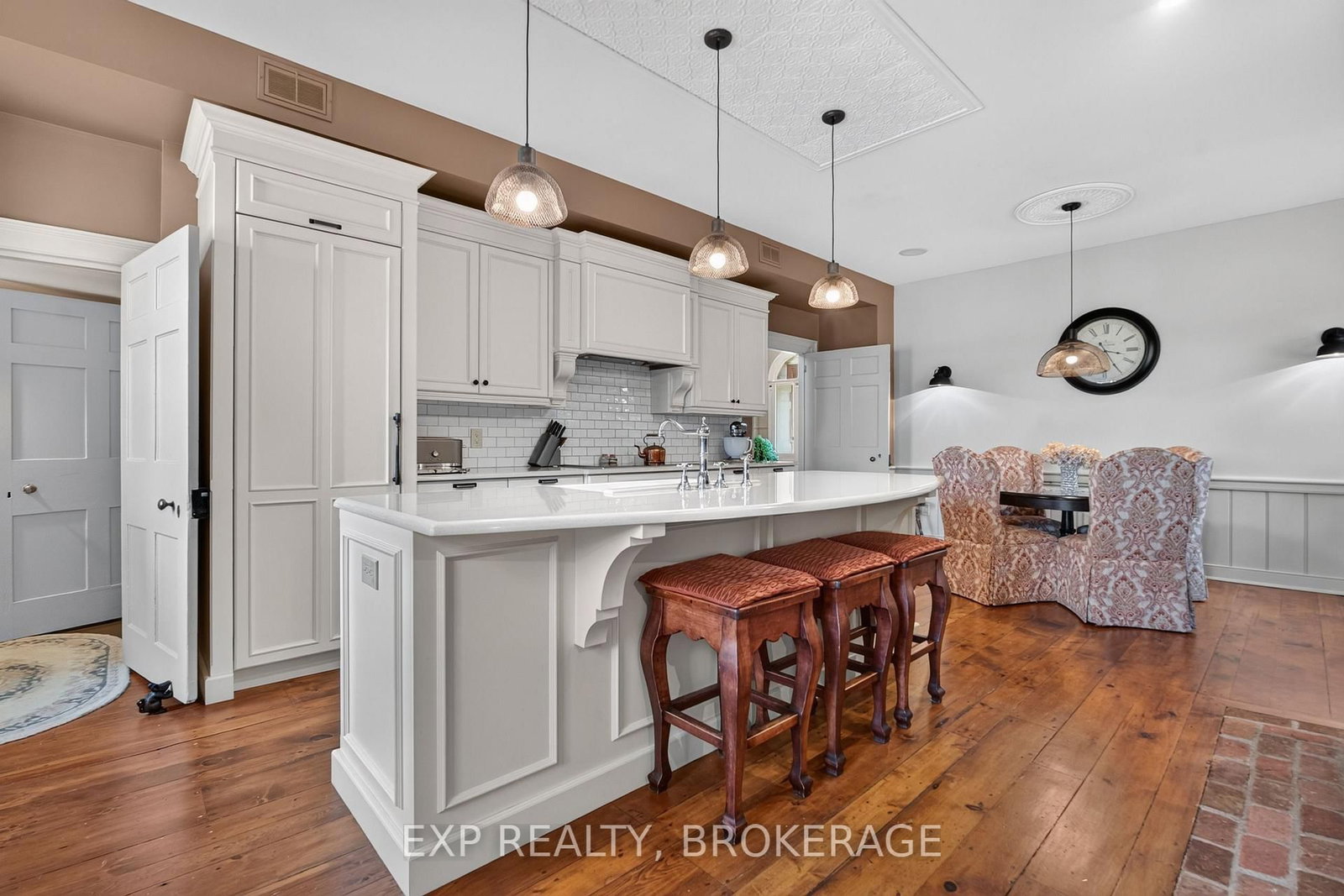 1527 COUNTY 2 Road W • Augusta, ON photo 10