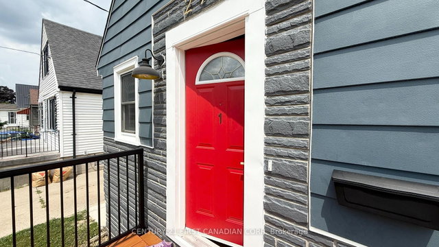 1 - 294 Vancouver Street