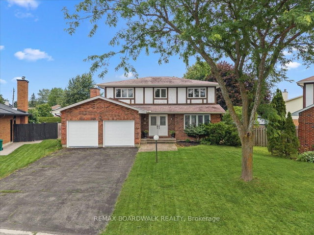 42 Pickwick Drive
