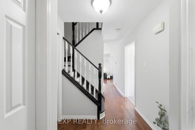 111 Gerald Crescent • London South, ON photo 5