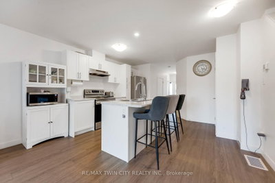 91 Pony Way • Kitchener, ON photo 8