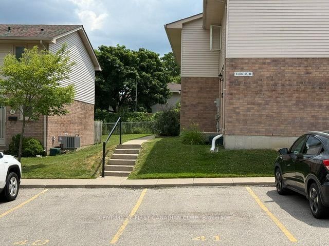 42 - 1855 Aldersbrook Road W