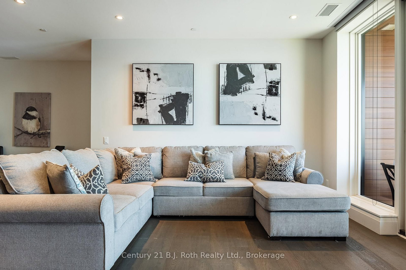 727 Grandview Drive • #302 • Huntsville, ON photo 11